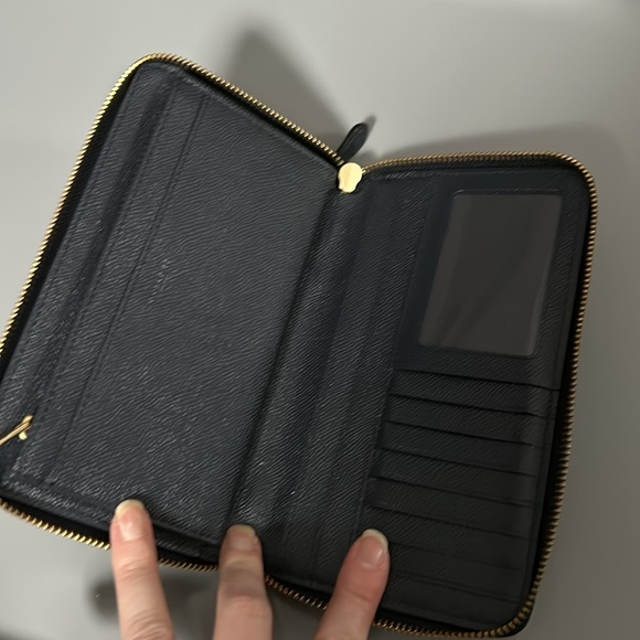 Coach large wallet - Picture 2 of 4